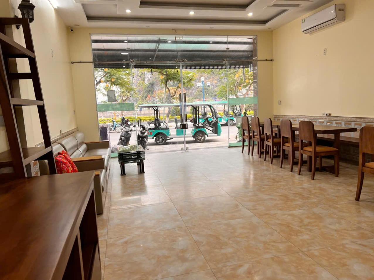 Mb Central Hotel Cat Ba Island Екстериор снимка
